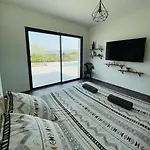 Holiday home Villa, Piscine Chauffee,10 Pers