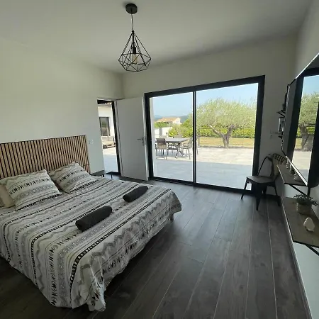 Villa, Piscine Chauffee,10 Pers