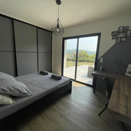 Villa, Piscine Chauffee,10 Pers Lavilledieu (Ardeche)