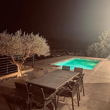 Villa, Piscine Chauffee,10 Pers بيت للعطل Lavilledieu (Ardeche)