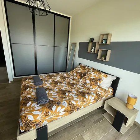Villa, Piscine Chauffee,10 Pers Lavilledieu (Ardeche)