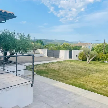 Dom wakacyjny Villa, Piscine Chauffee,10 Pers Lavilledieu (Ardeche)