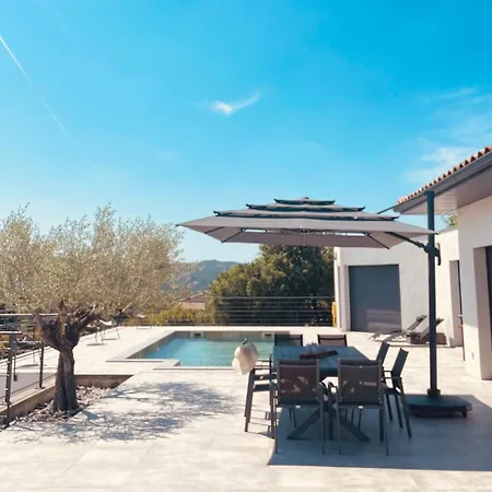 Villa, Piscine Chauffee,10 Pers *