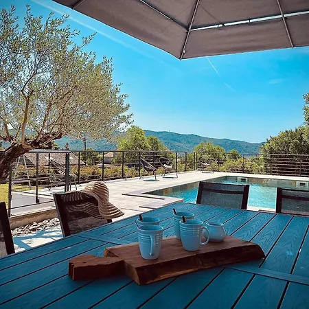 Villa, Piscine Chauffée,10 Pers Casa vacanze