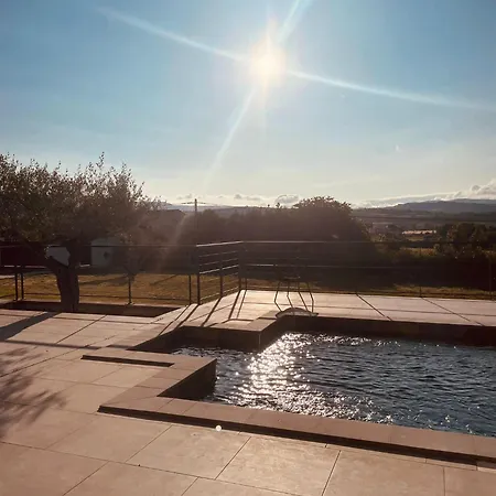Villa, Piscine Chauffée,10 Pers * Lavilledieu (Ardeche)