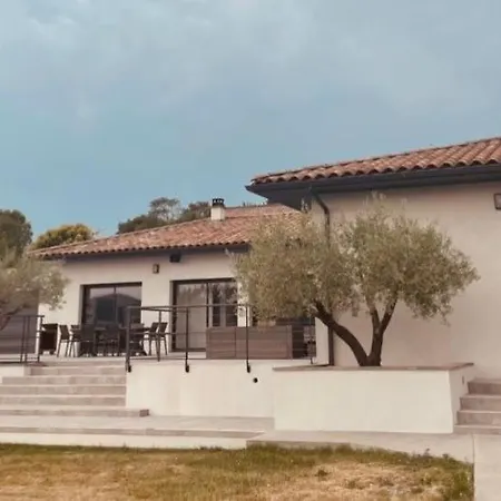 بيت للعطل Villa, Piscine Chauffee,10 Pers